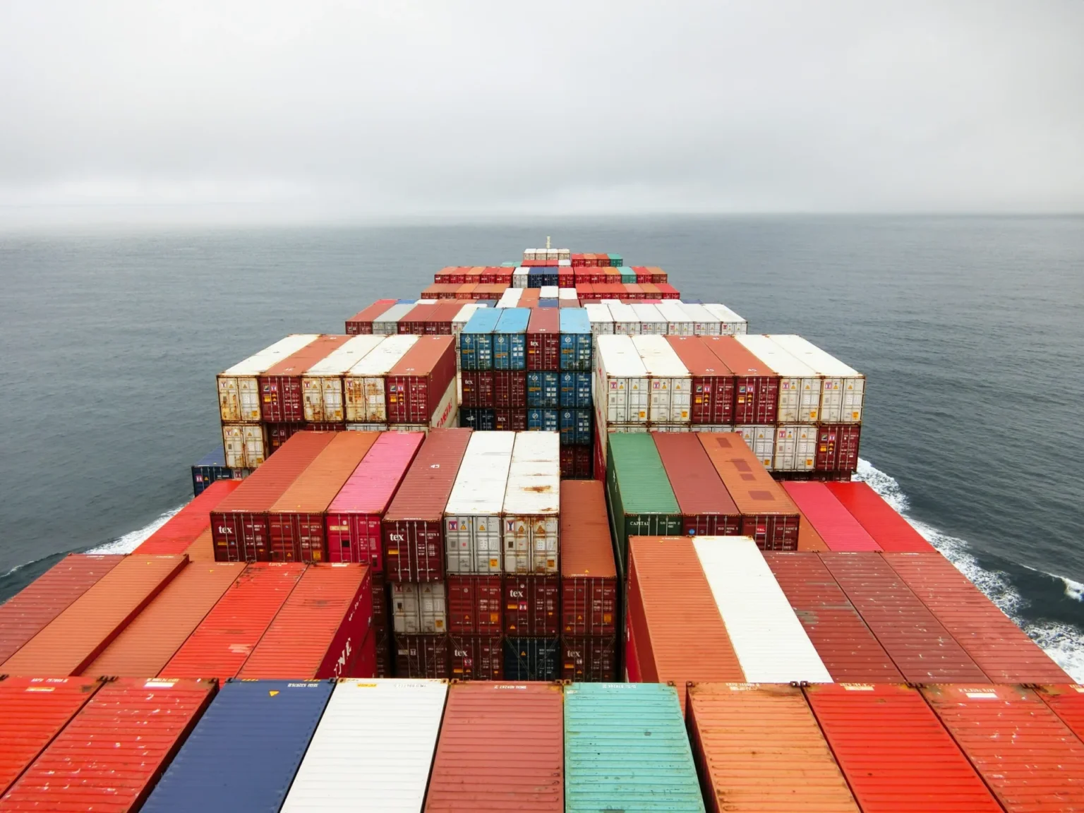 Container ship carrying cargo – Inmaa International logistics
